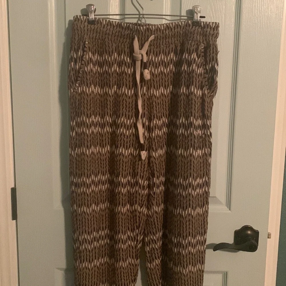 Anthropologie Saturday Sunday sweater pants size small